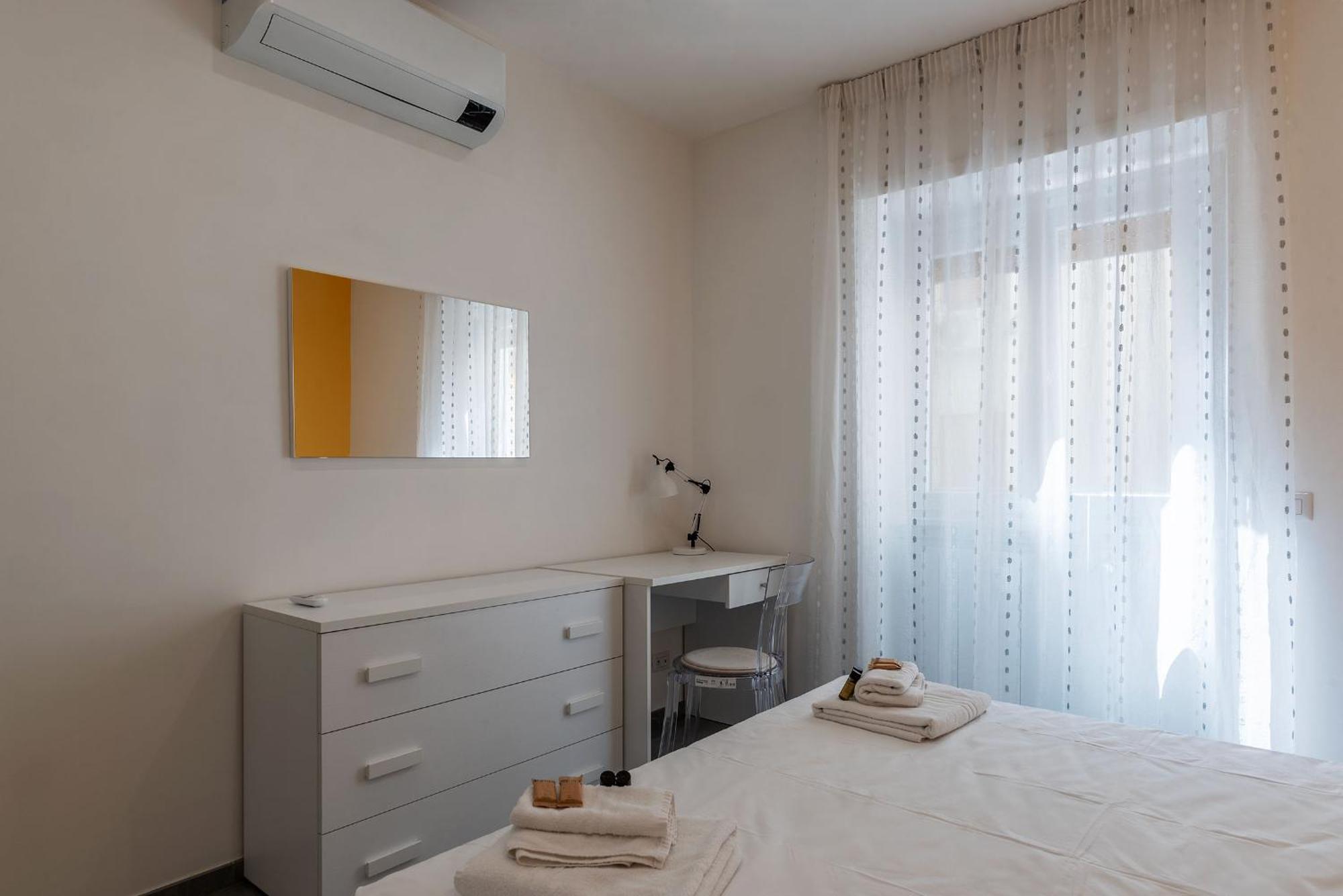Joivy Delightful 3-Bed Flat With Balcony Apartman Róma Kültér fotó